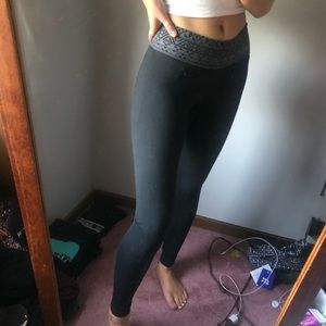 Reversible Victoria’s Secret pink leggings